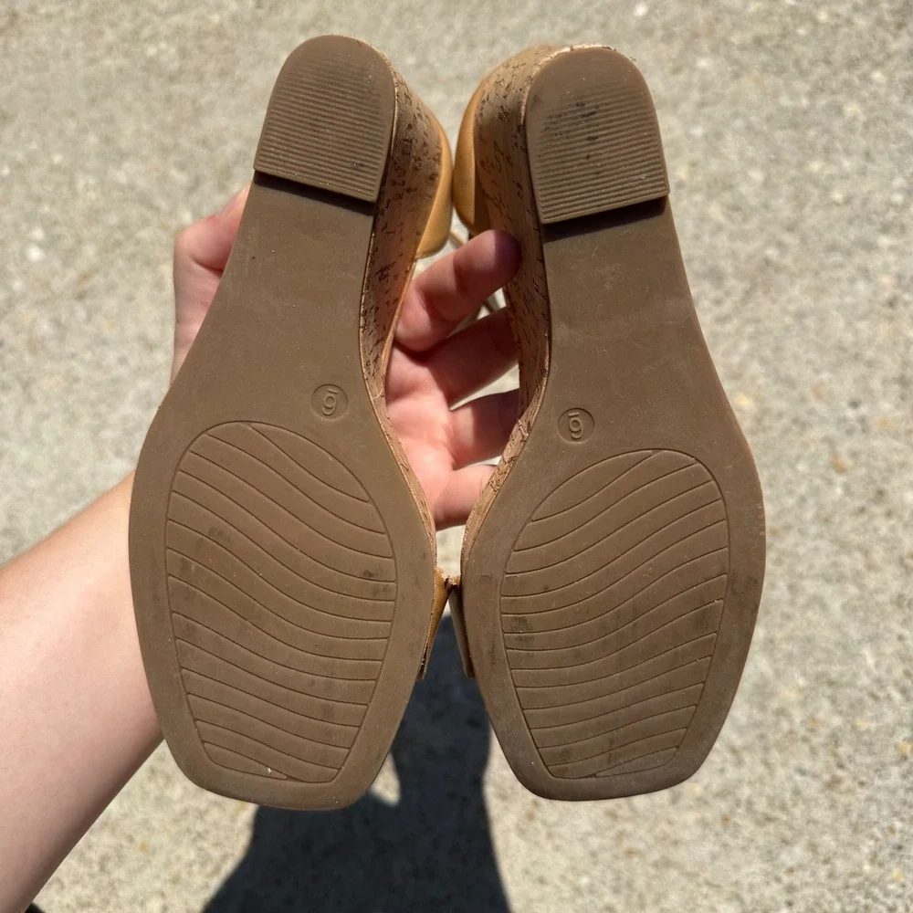 Madden Girl Amora Girls Size 6 Tan Cork Wedge Sandals Ankle Strap Open Toe